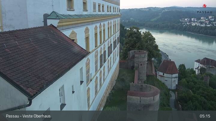 Archiv Foto Webcam Passau: Panoramablick auf Donau, Ortspitze und Altstadt