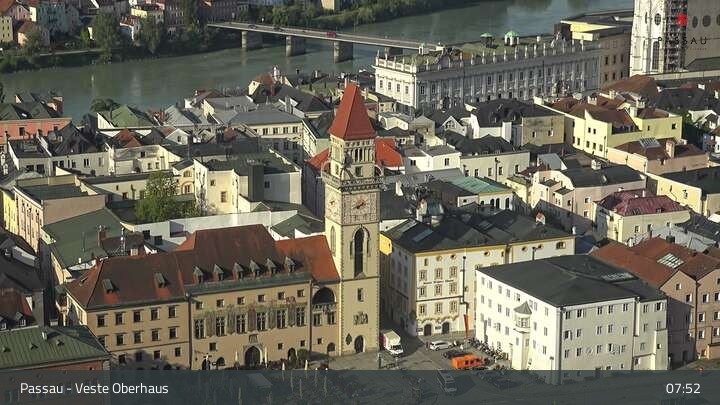 Archiv Foto Webcam Passau: Panoramablick auf Donau, Ortspitze und Altstadt