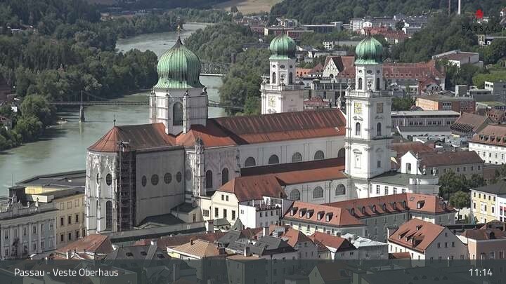 Archived image Webcam Passau City Centre and Danube