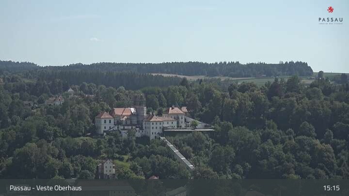 Archiv Foto Webcam Passau: Panoramablick auf Donau, Ortspitze und Altstadt