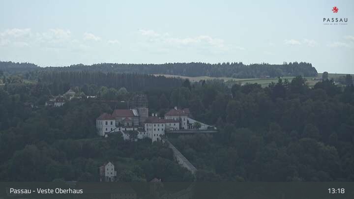 Archiv Foto Webcam Passau: Panoramablick auf Donau, Ortspitze und Altstadt