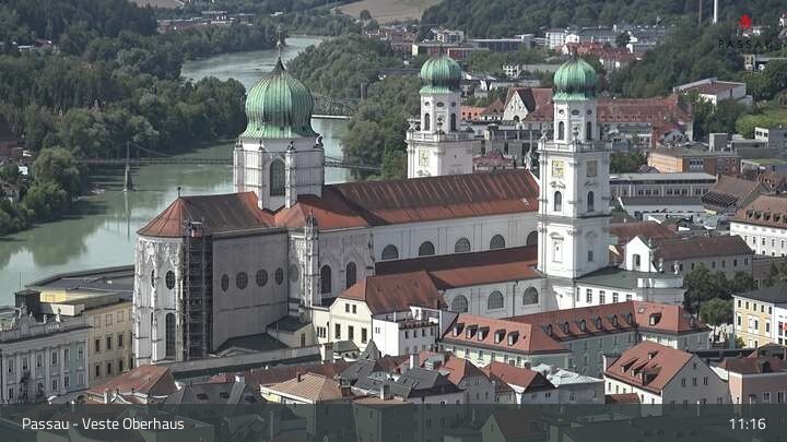 Archiv Foto Webcam Passau: Panoramablick auf Donau, Ortspitze und Altstadt