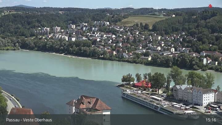 Archiv Foto Webcam Passau: Panoramablick auf Donau, Ortspitze und Altstadt