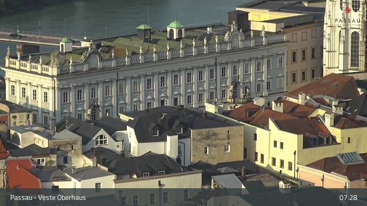 Archived image Webcam Passau City Centre and Danube