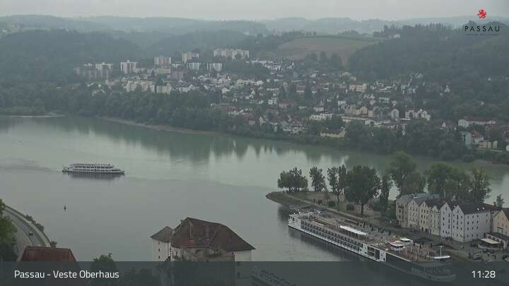 Archiv Foto Webcam Passau: Panoramablick auf Donau, Ortspitze und Altstadt