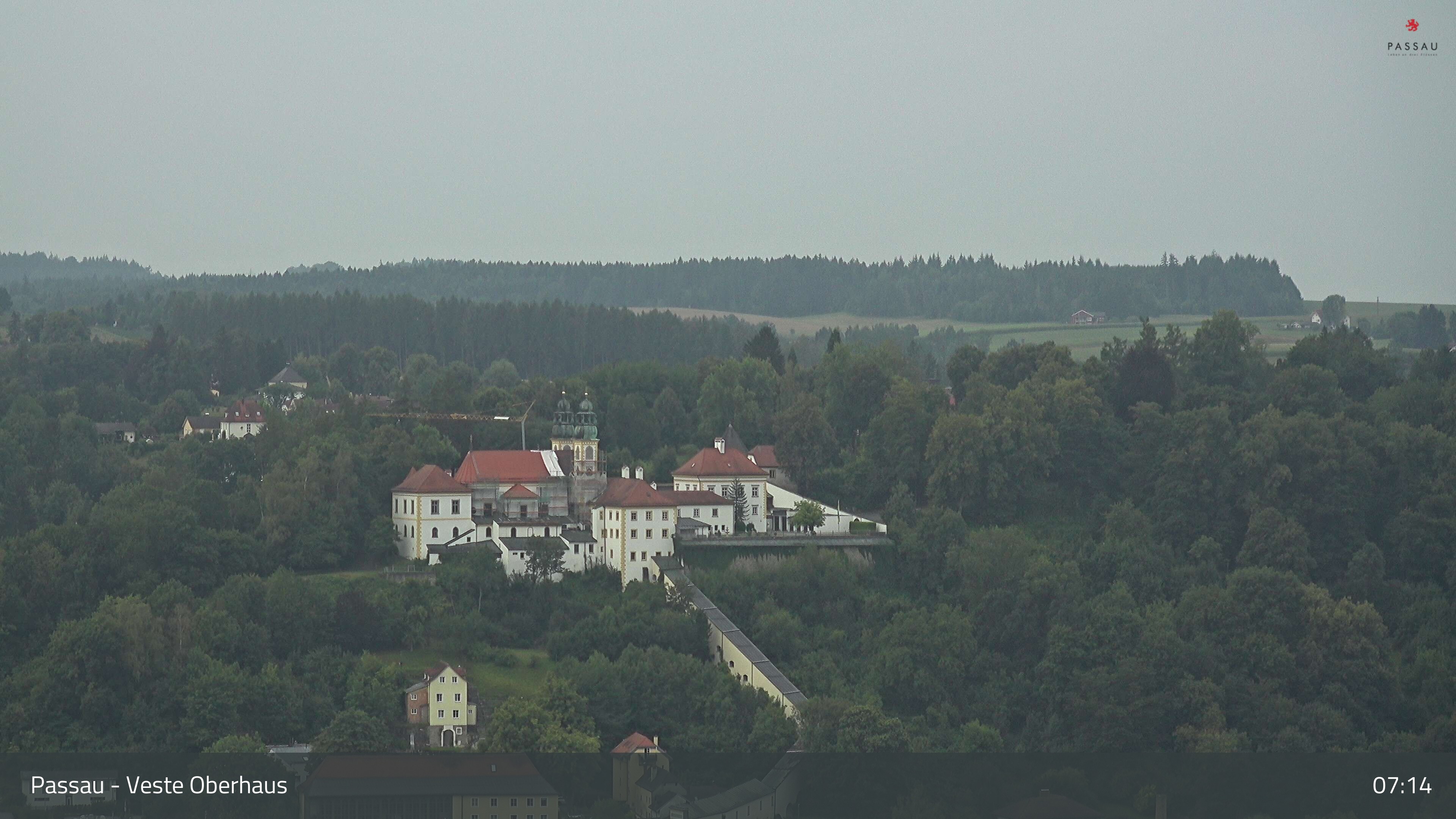 Archiv Foto Webcam Passau: Panoramablick auf Donau, Ortspitze und Altstadt