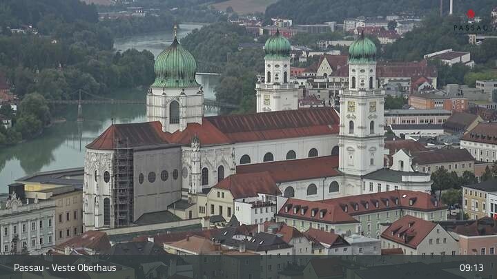 Archiv Foto Webcam Passau: Panoramablick auf Donau, Ortspitze und Altstadt