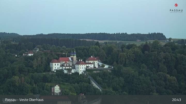 Archived image Webcam Passau City Centre and Danube