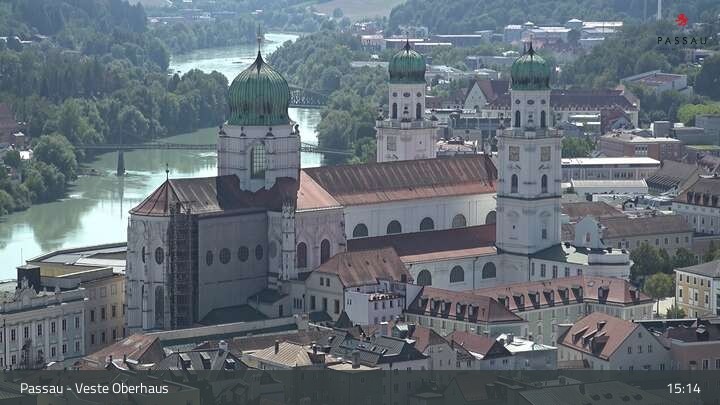 Archiv Foto Webcam Passau: Panoramablick auf Donau, Ortspitze und Altstadt