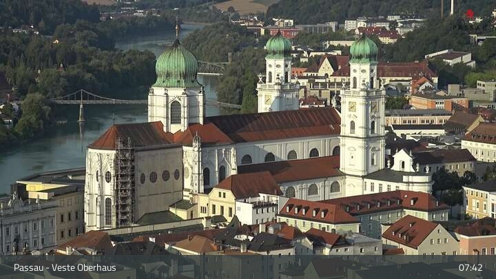 Archived image Webcam Passau City Centre and Danube