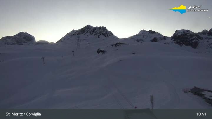 Archiv Foto Webcam Blick von der Bergstation Chantrella