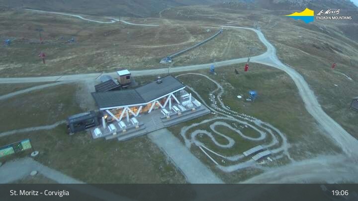 Archiv Foto Webcam Blick von der Bergstation Chantrella
