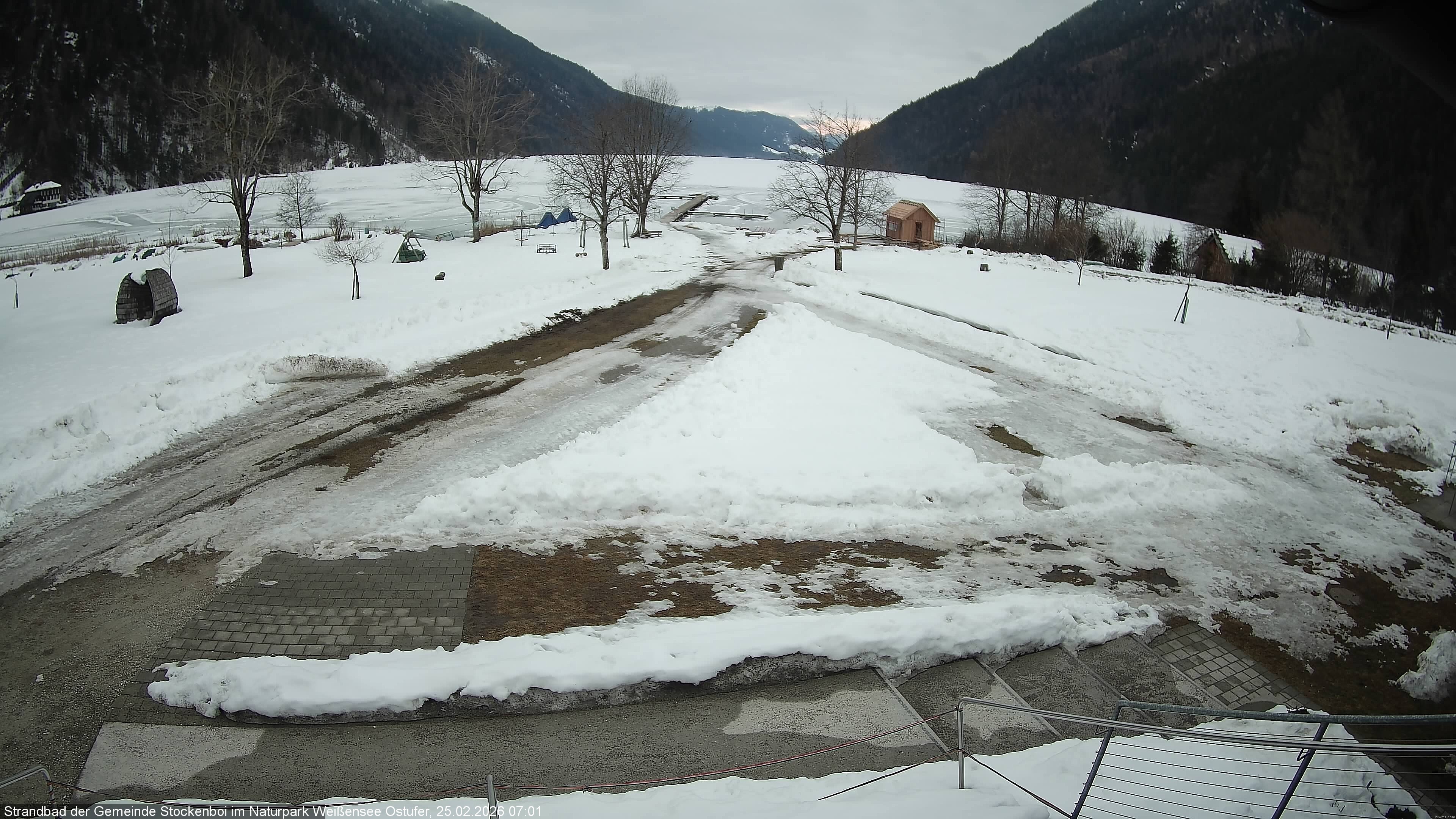 Archiv Foto Webcam Weissensee (Stockenboi Seite)