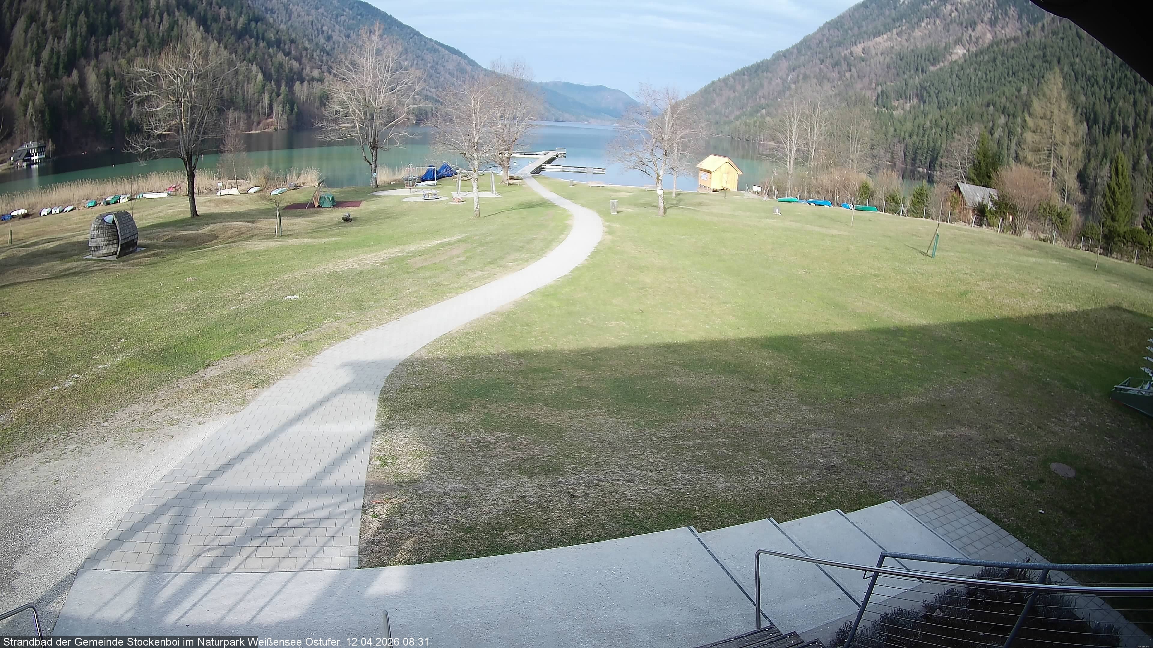 Archived image Webcam Lake Weissensee (East side)