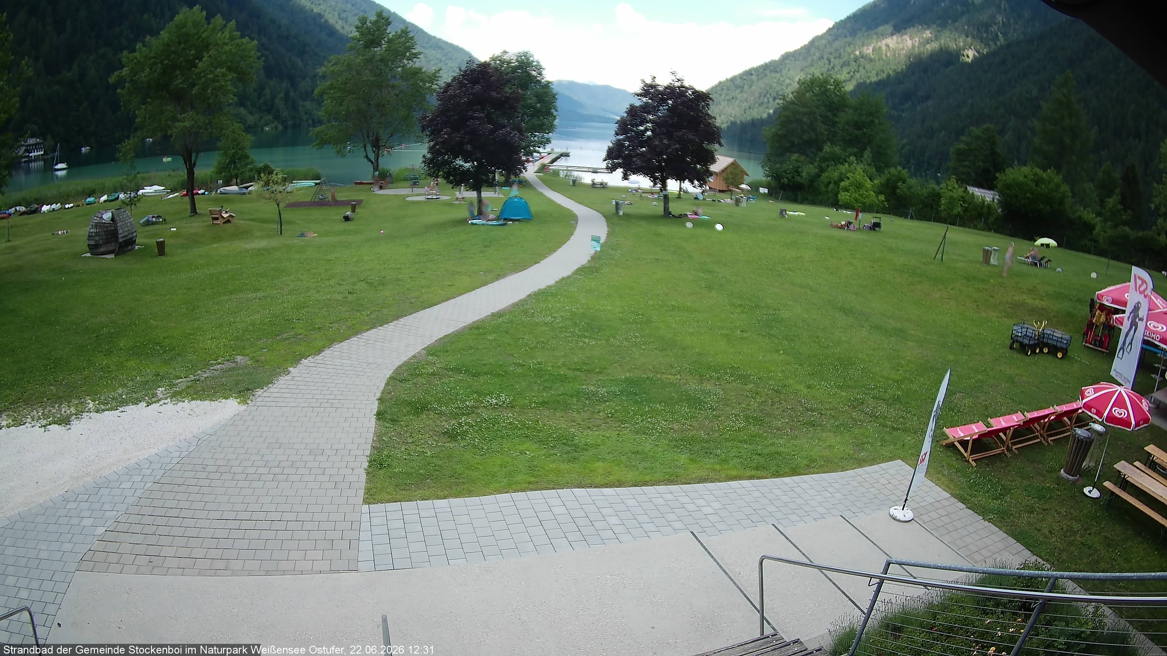 Archived image Webcam Lake Weissensee (East side)
