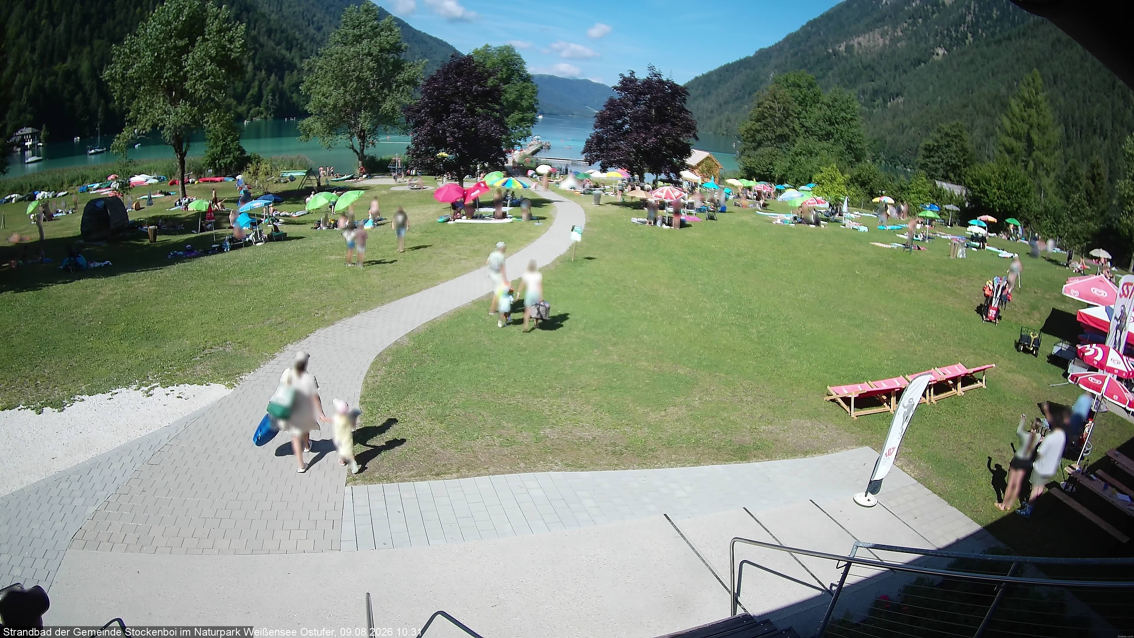 Archived image Webcam Lake Weissensee (East side)