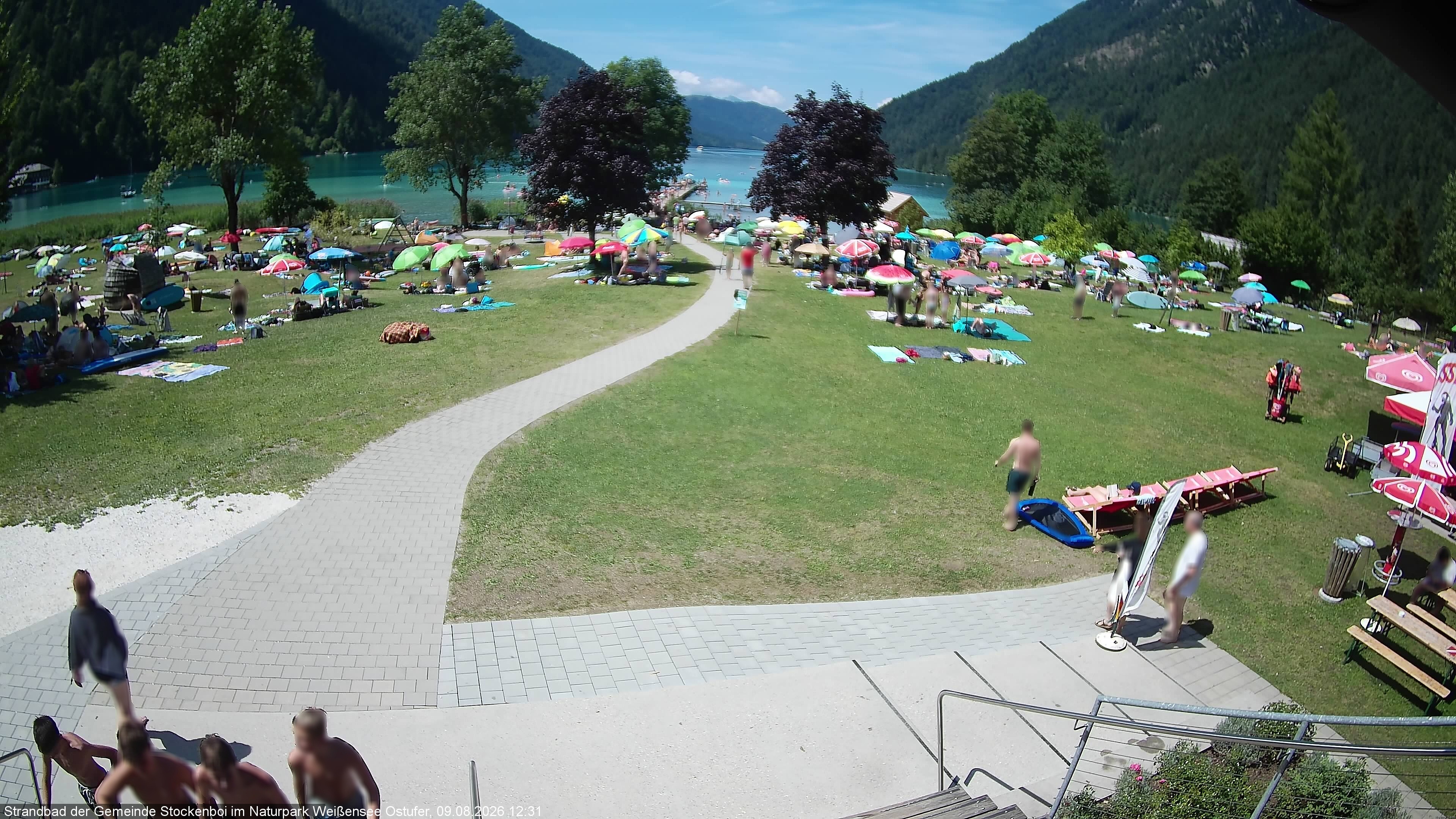 Archived image Webcam Lake Weissensee (East side)