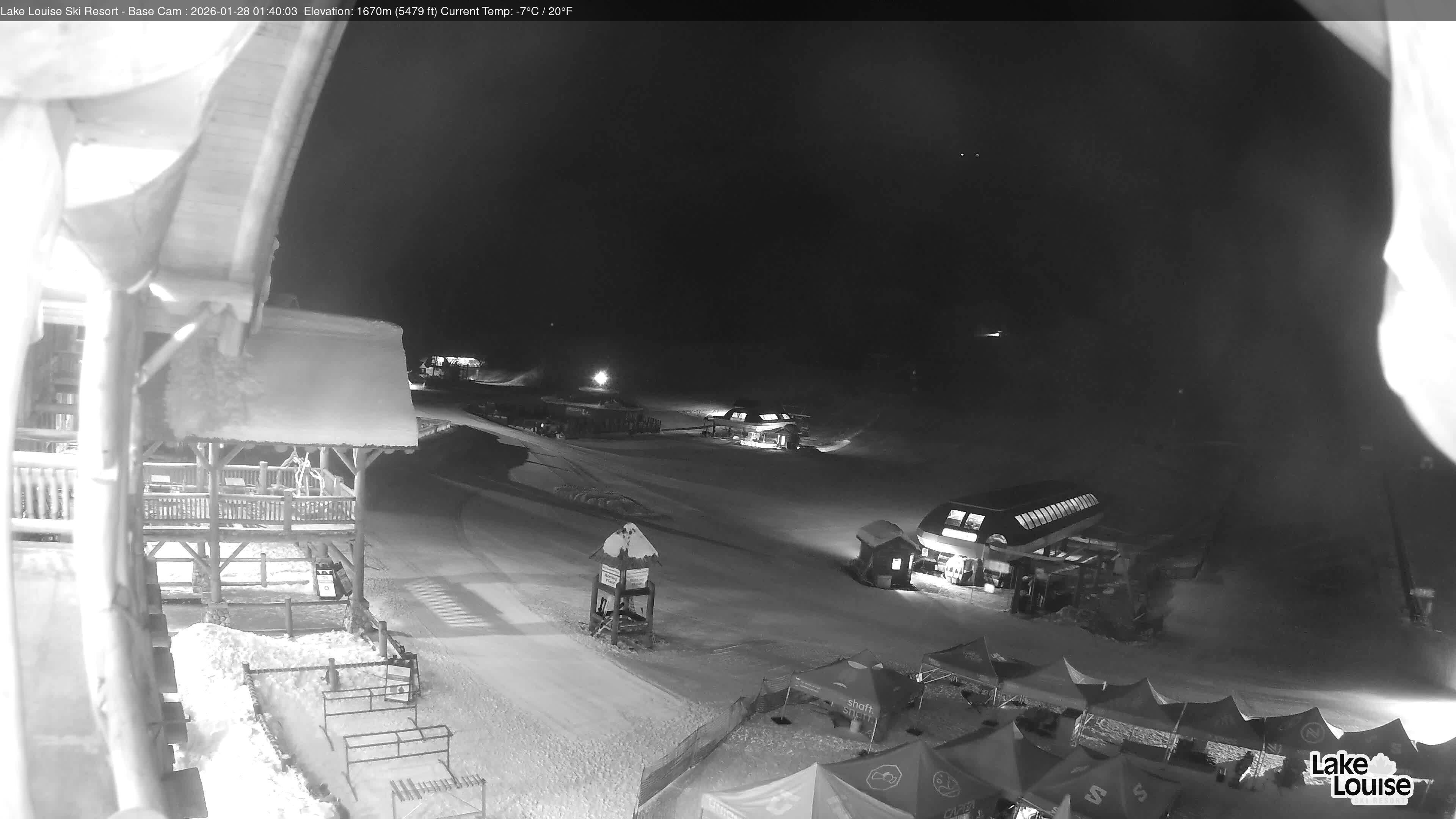 Archived image Webcam Lake Louise: Base Area