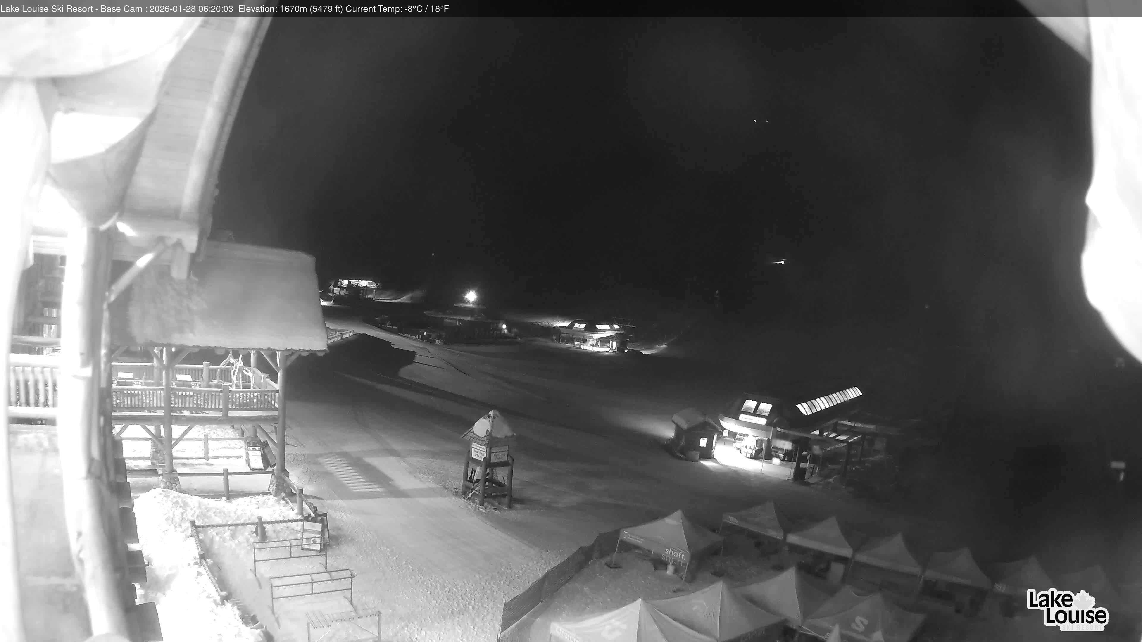 Archived image Webcam Lake Louise: Base Area