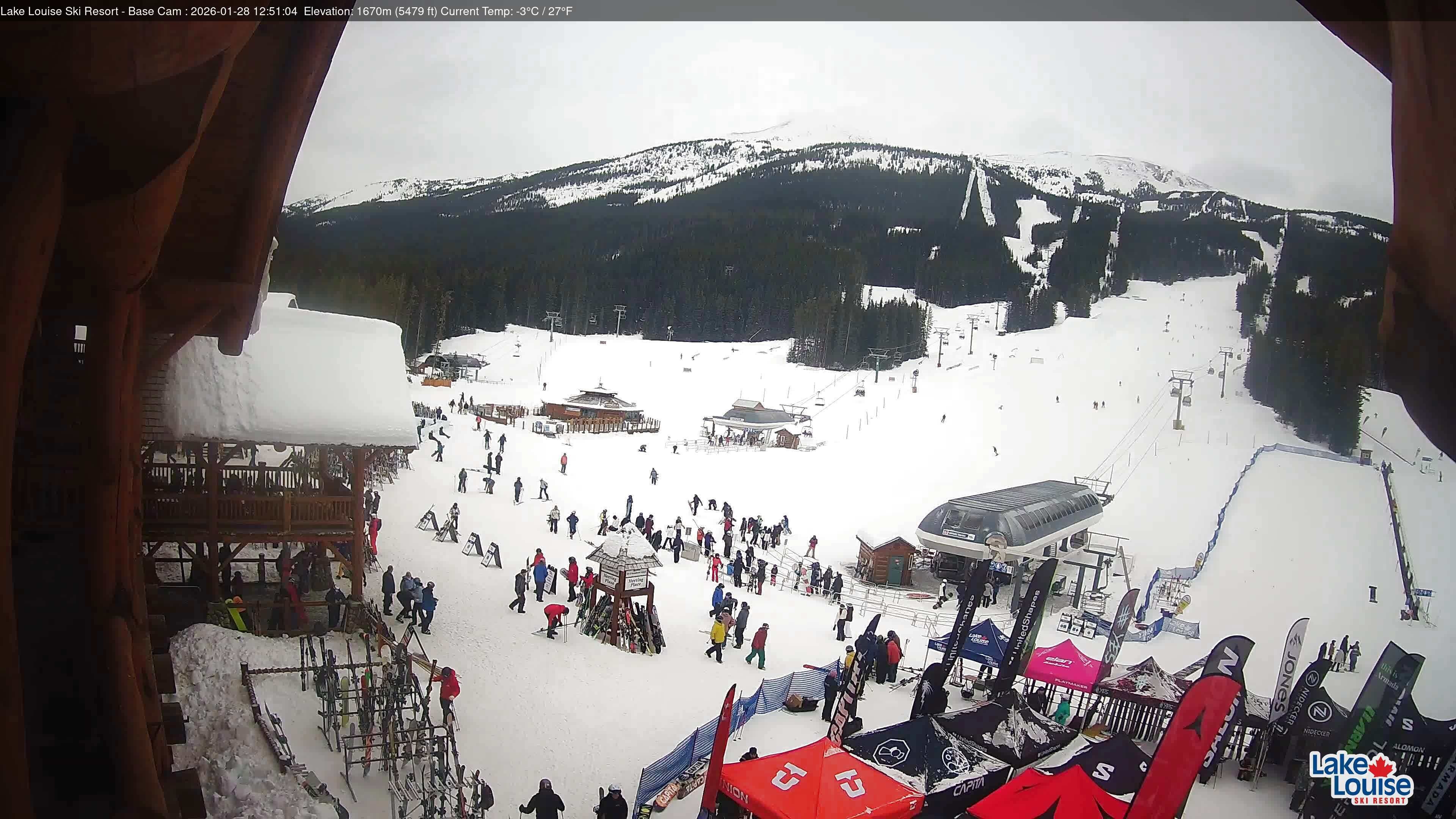 Archived image Webcam Lake Louise: Base Area
