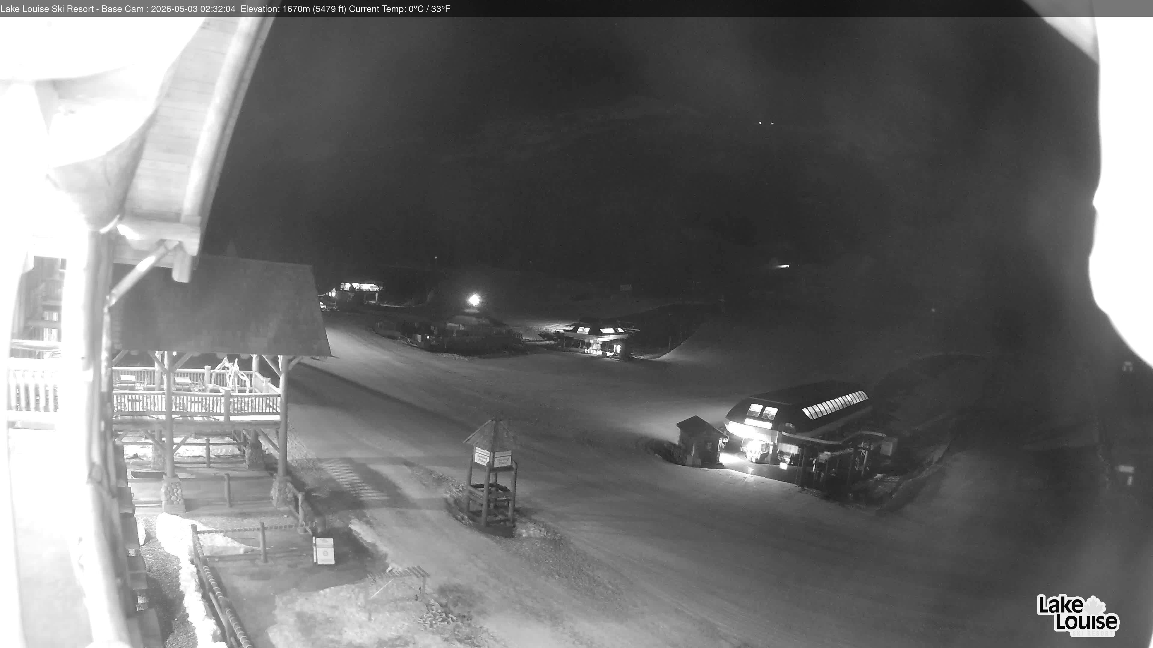 Archived image Webcam Lake Louise: Base Area