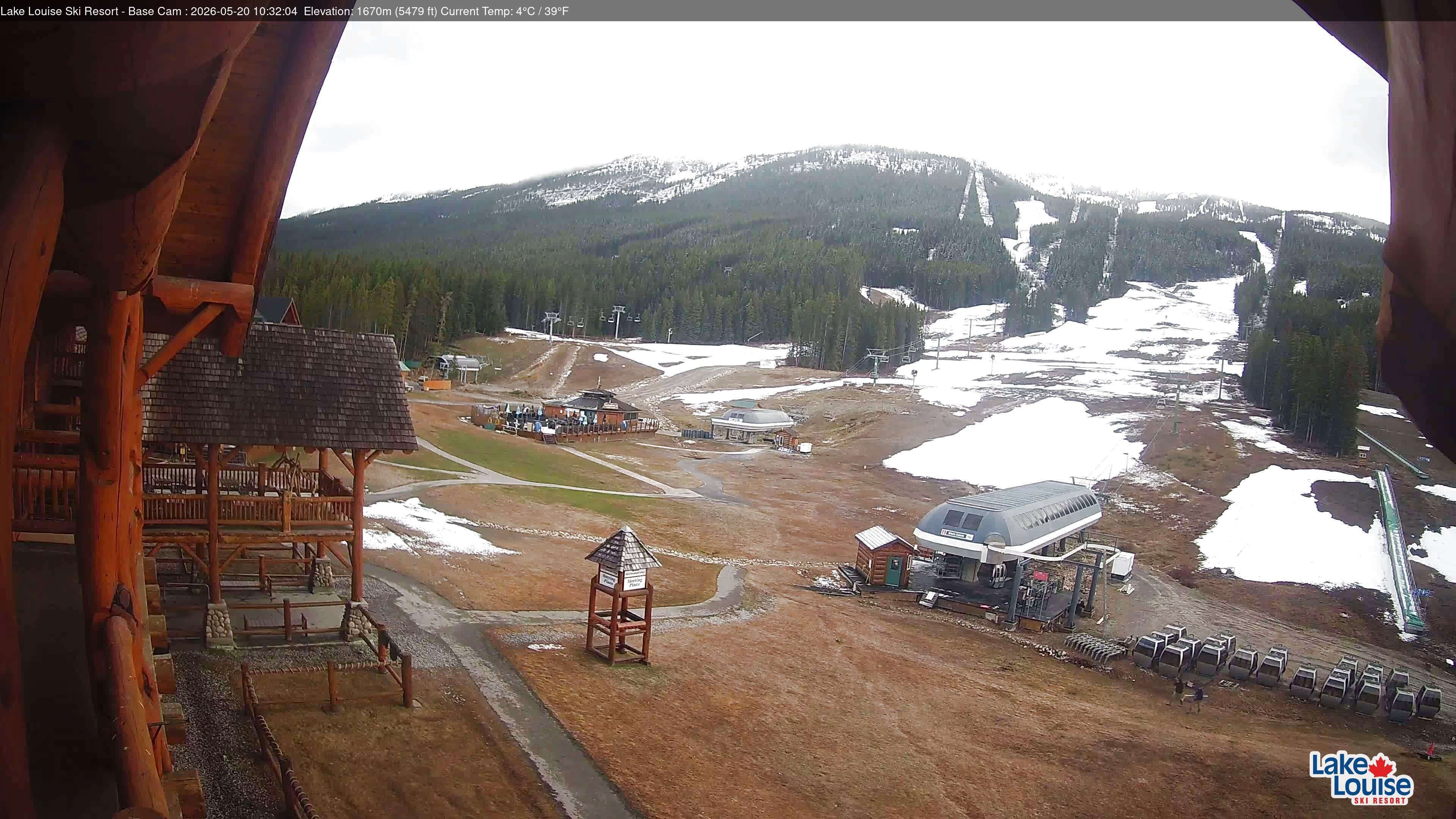 Archived image Webcam Lake Louise: Base Area