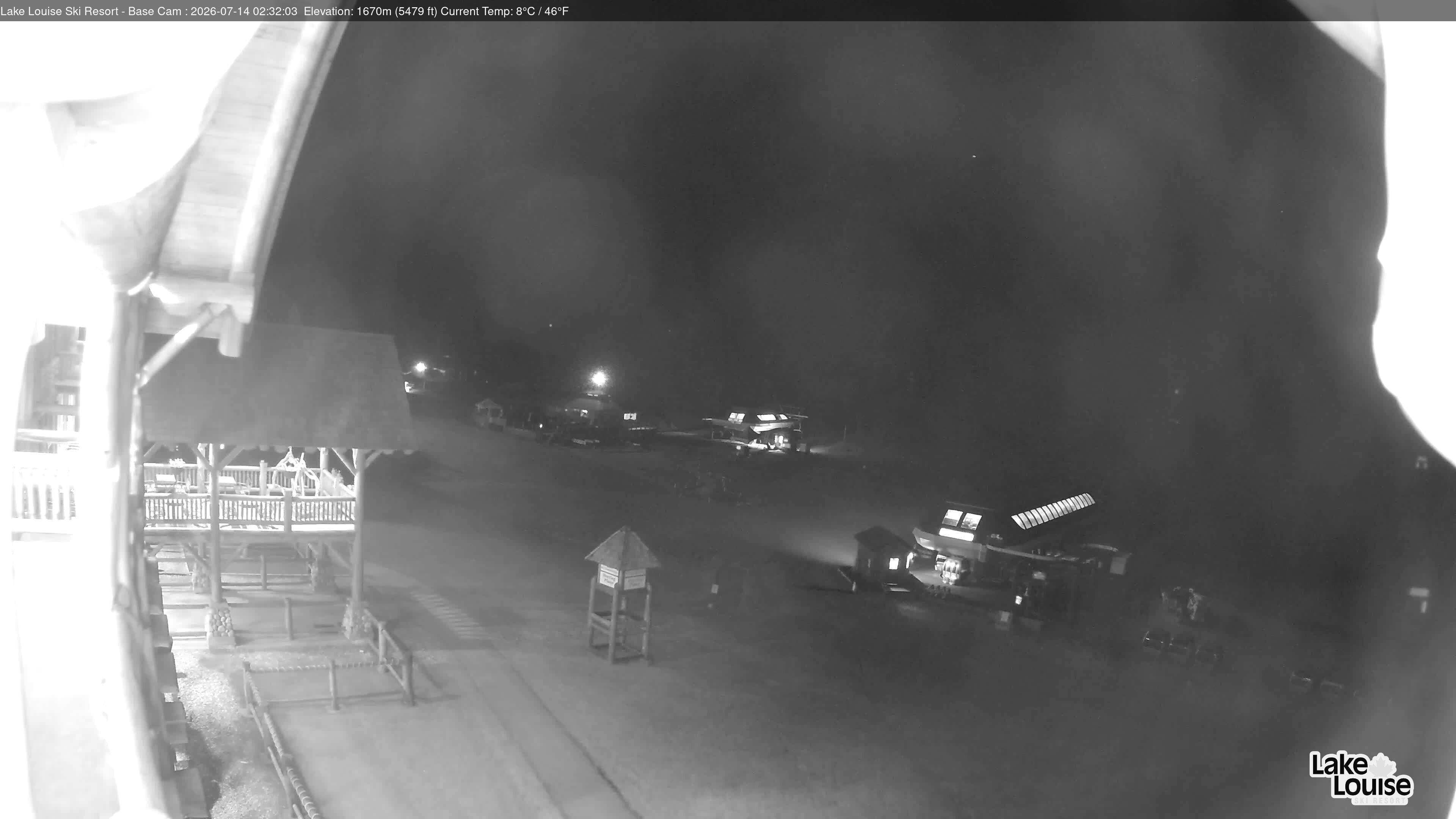 Archived image Webcam Lake Louise: Base Area