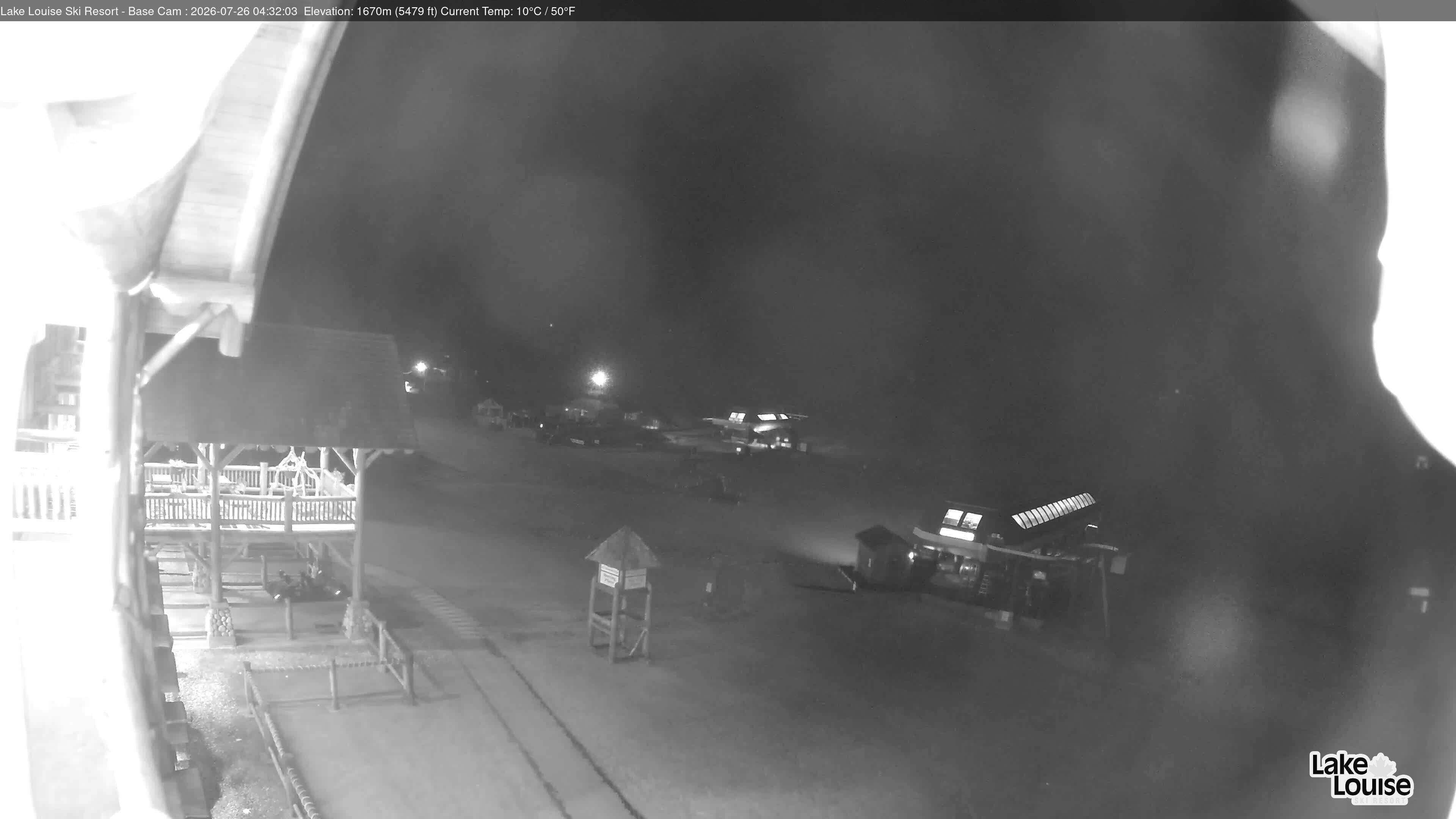 Archived image Webcam Lake Louise: Base Area