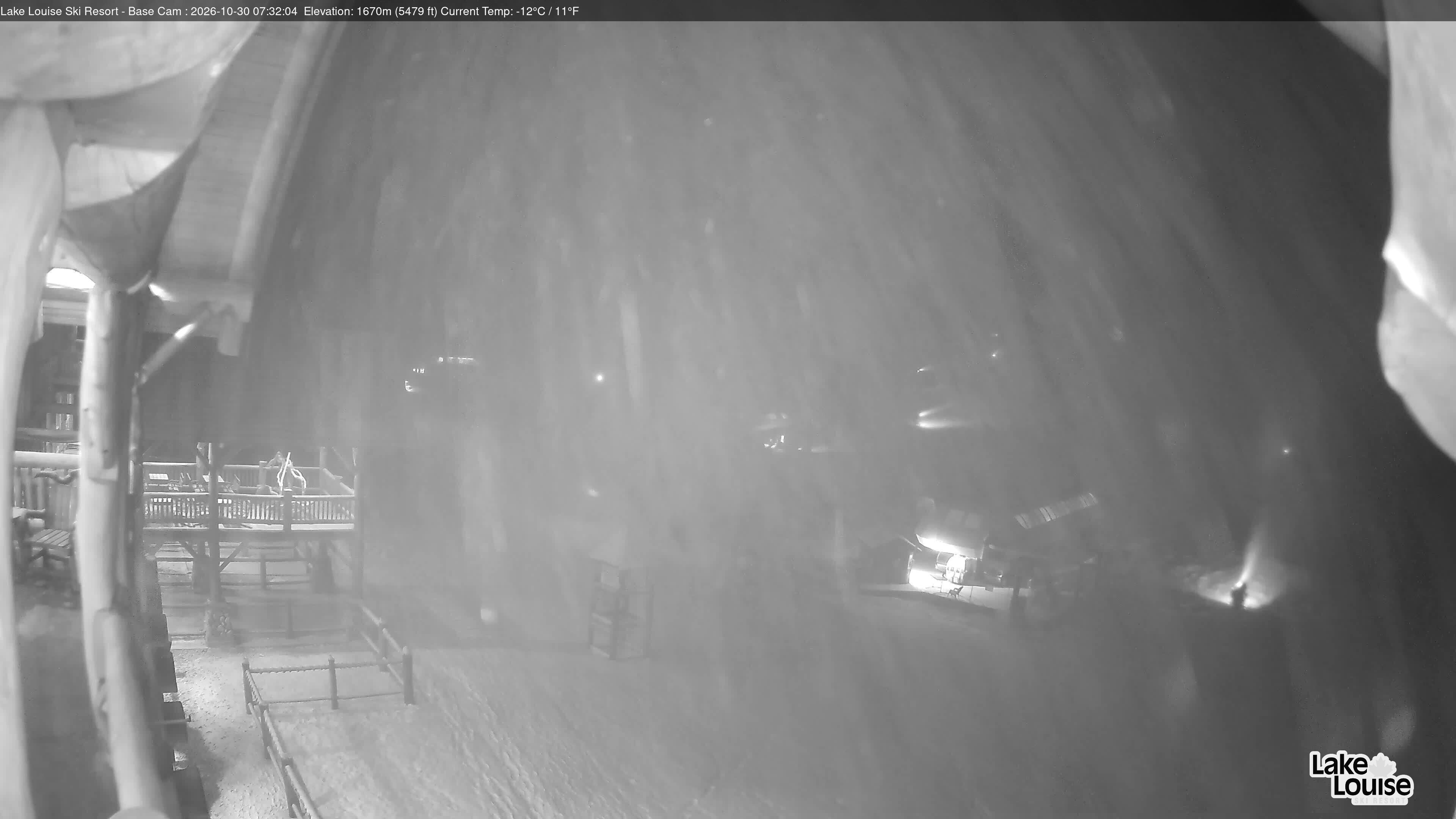 Archived image Webcam Lake Louise: Base Area