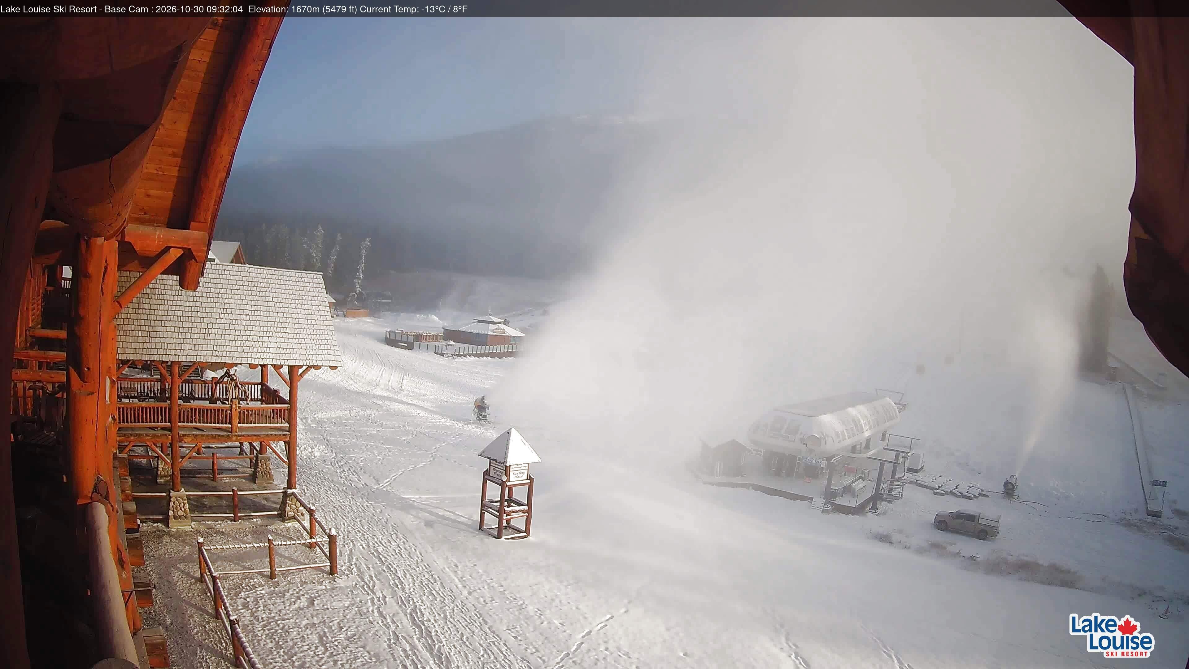 Archived image Webcam Lake Louise: Base Area