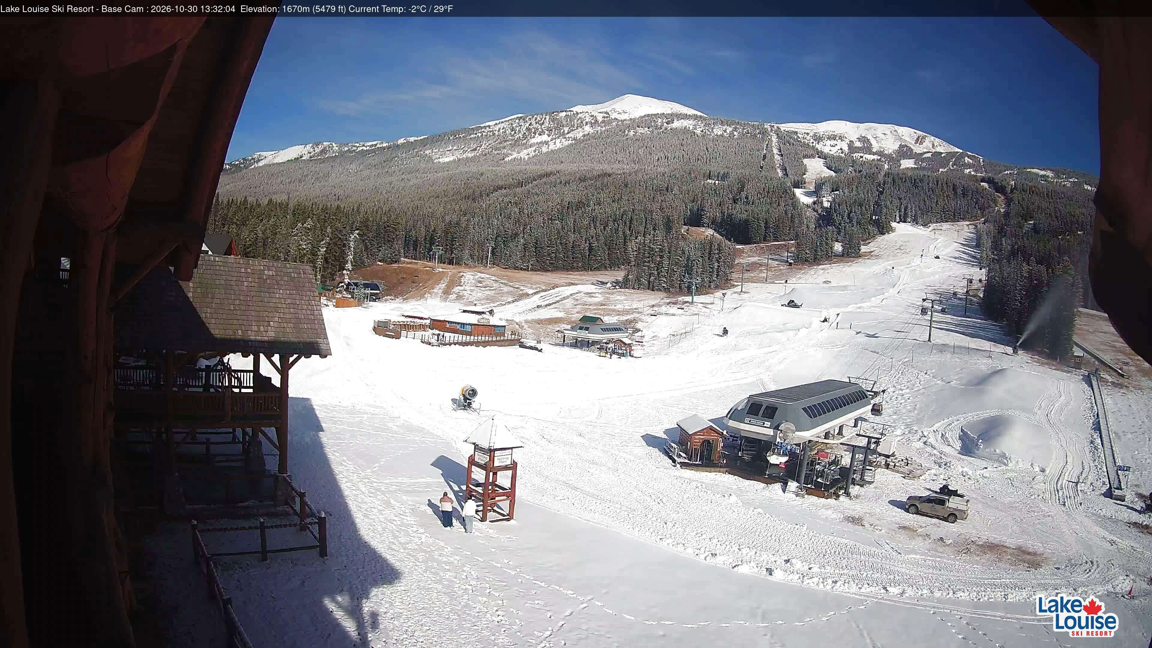 Archived image Webcam Lake Louise: Base Area