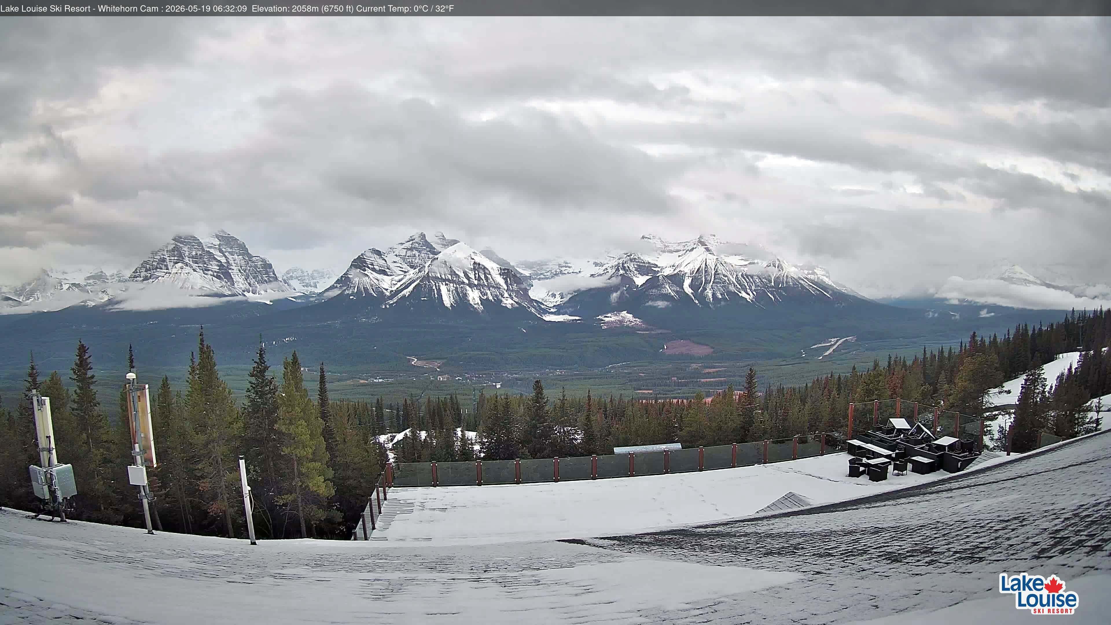 Archived image Webcam Whitehorn Lodge (2.058m)