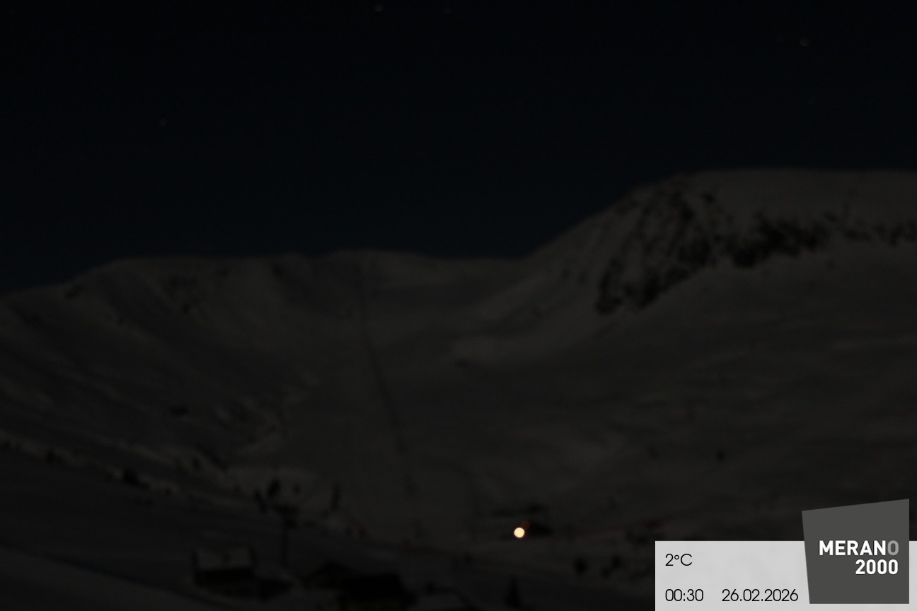 Archived image Webcam mountain restaurant Kirchsteiger Hütte, Merano/Meran