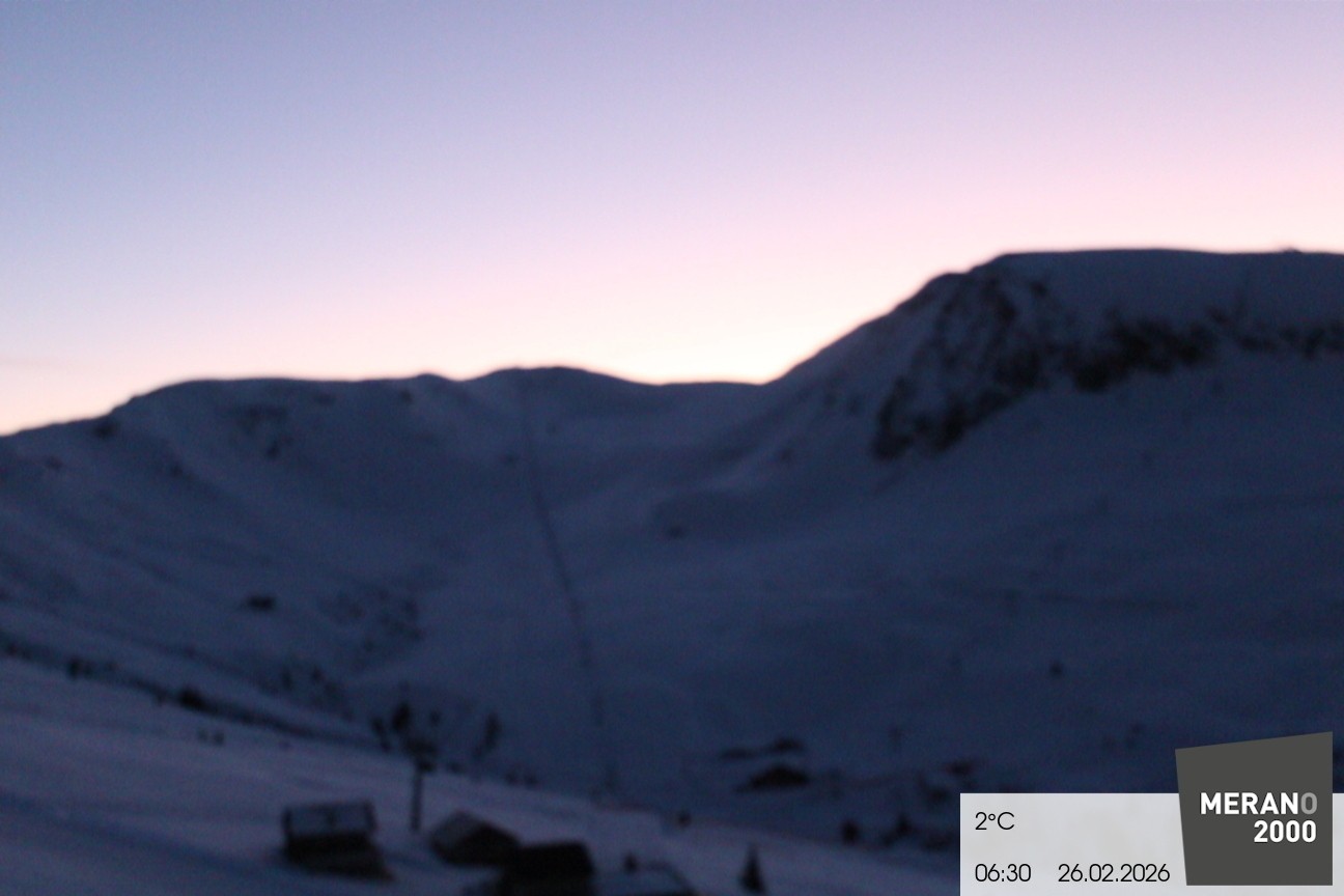 Archived image Webcam mountain restaurant Kirchsteiger Hütte, Merano/Meran