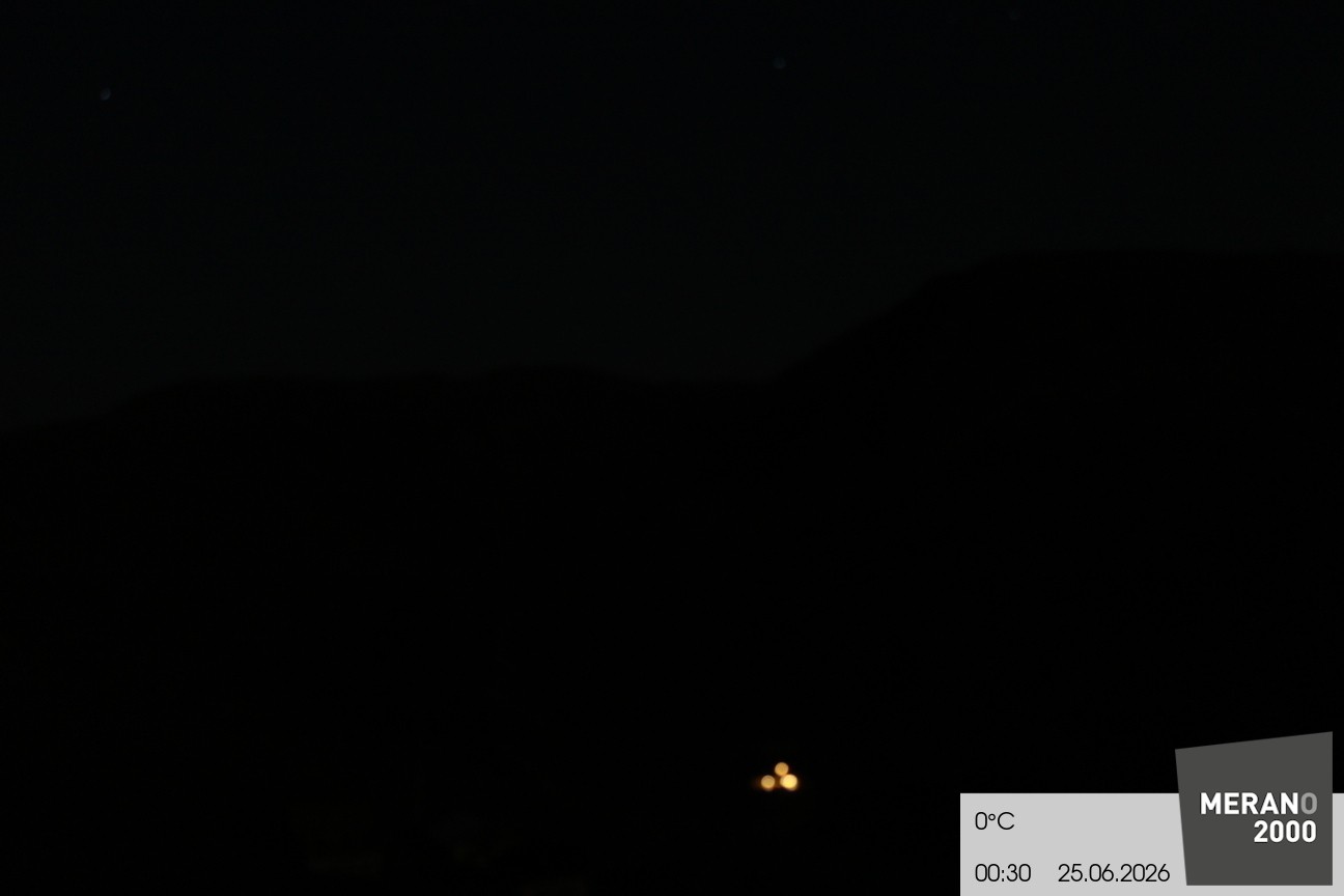 Archived image Webcam mountain restaurant Kirchsteiger Hütte, Merano/Meran