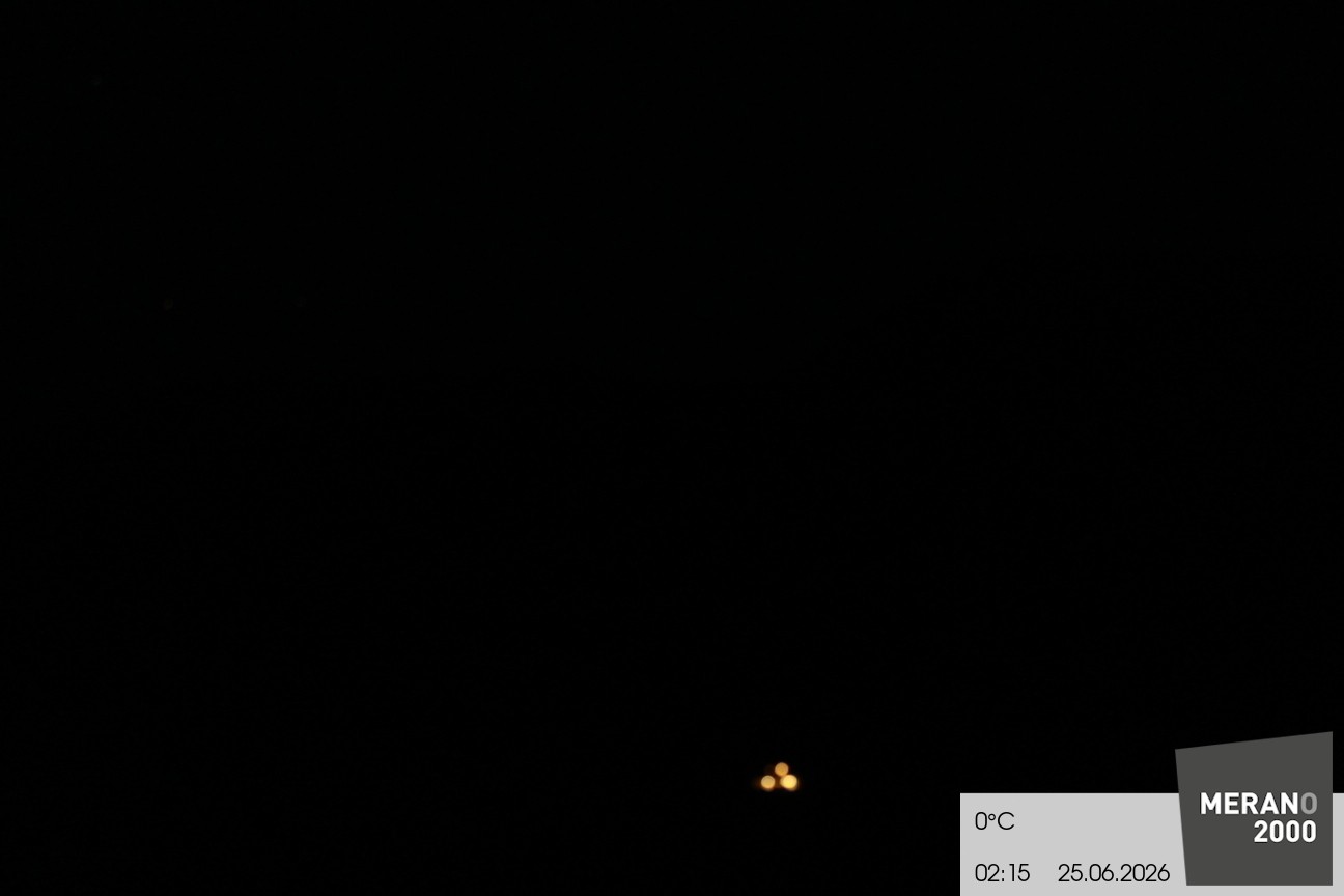 Archived image Webcam mountain restaurant Kirchsteiger Hütte, Merano/Meran