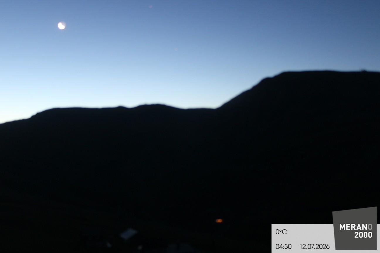 Archived image Webcam mountain restaurant Kirchsteiger Hütte, Merano/Meran