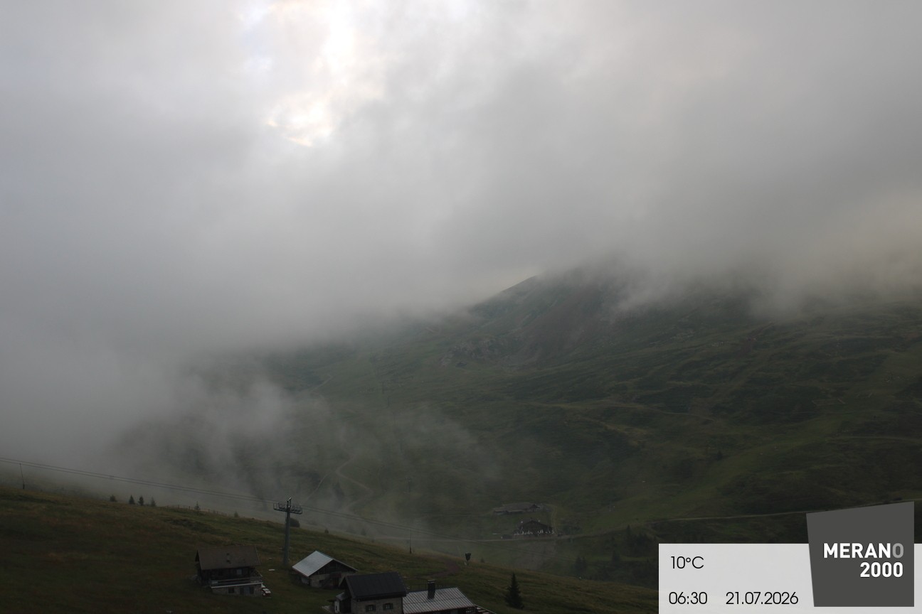 Archived image Webcam mountain restaurant Kirchsteiger Hütte, Merano/Meran