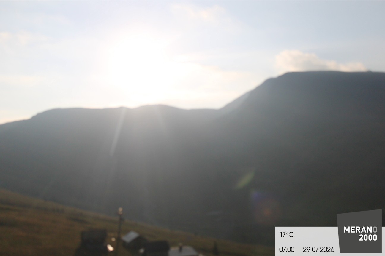Archived image Webcam mountain restaurant Kirchsteiger Hütte, Merano/Meran