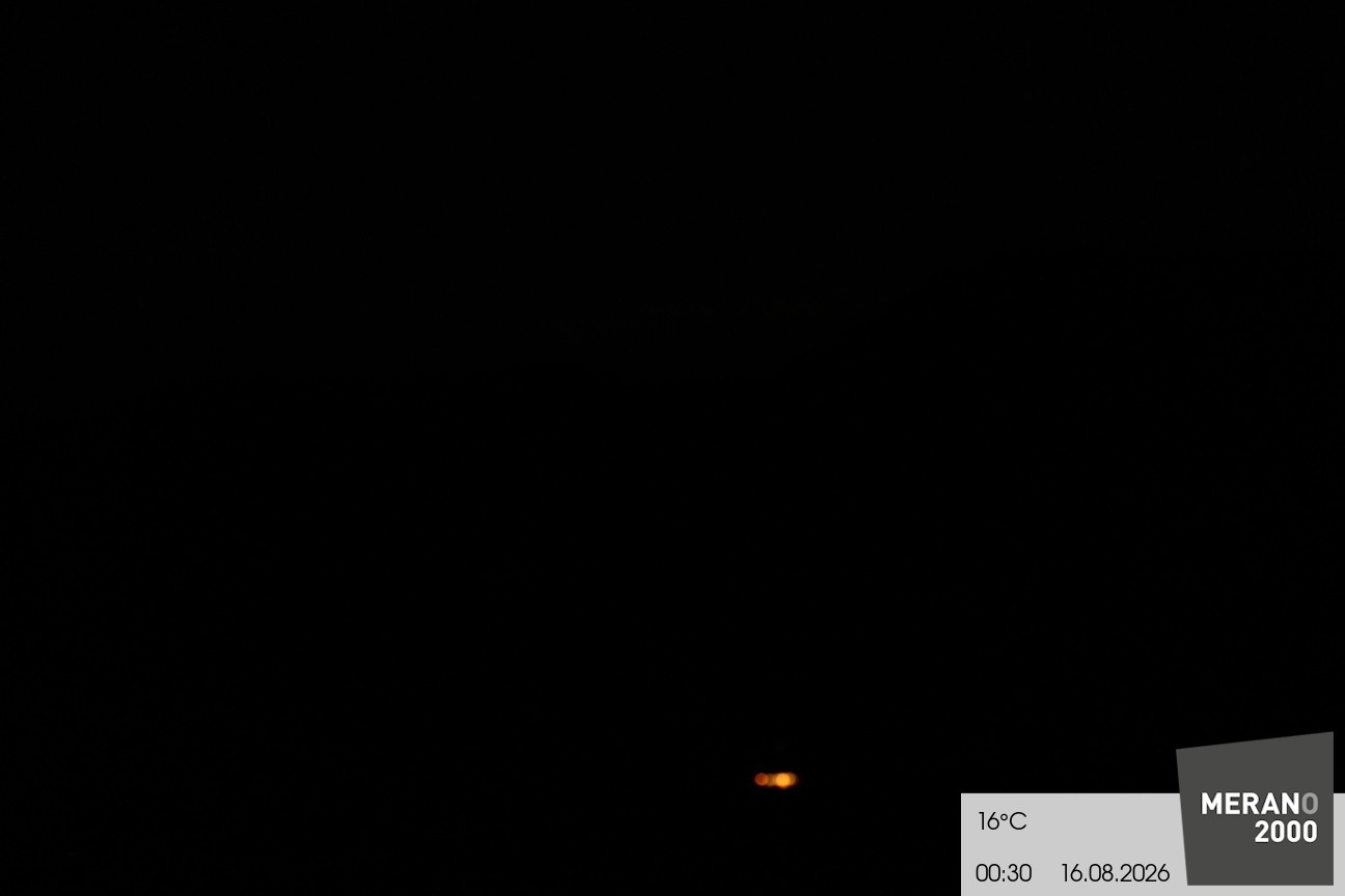 Archived image Webcam mountain restaurant Kirchsteiger Hütte, Merano/Meran