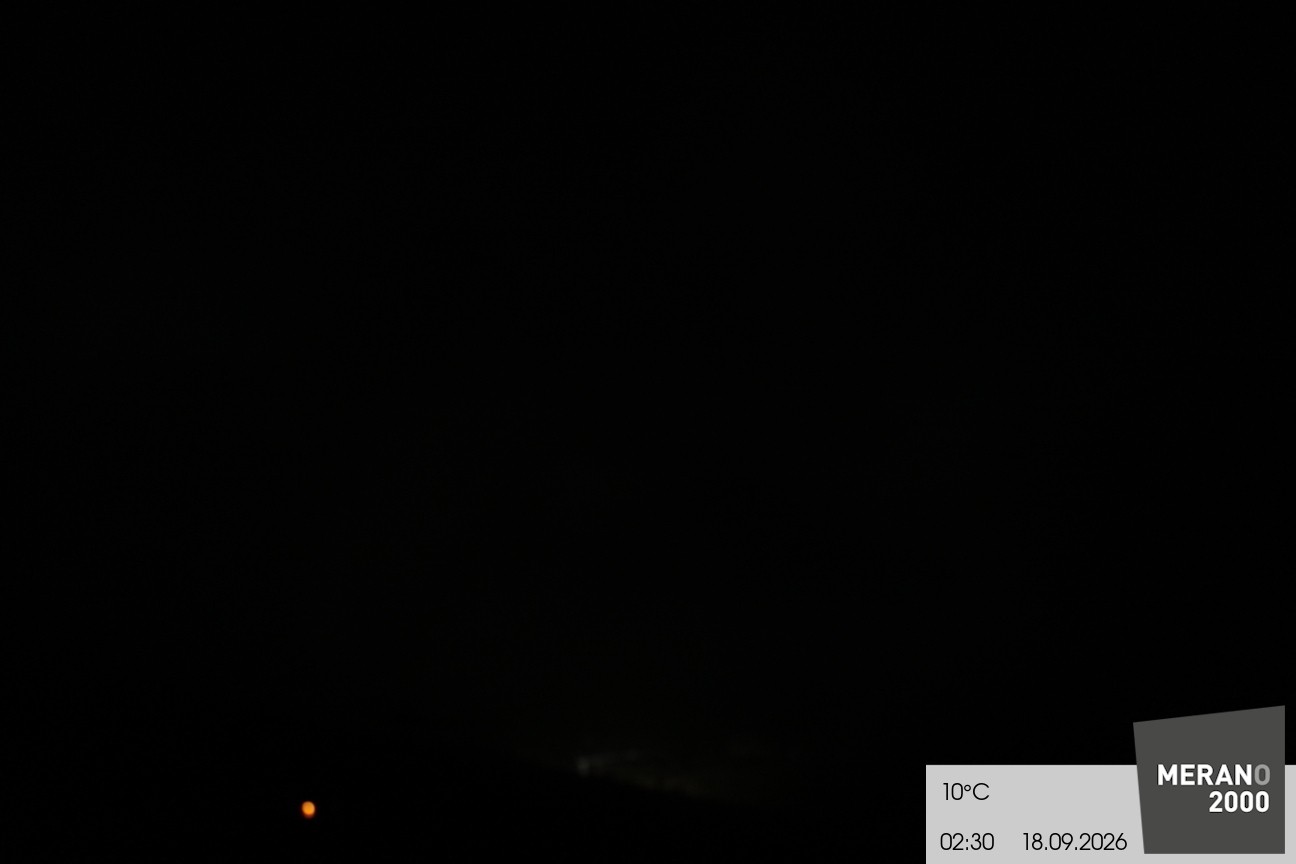 Archived image Webcam mountain restaurant Kirchsteiger Hütte, Merano/Meran