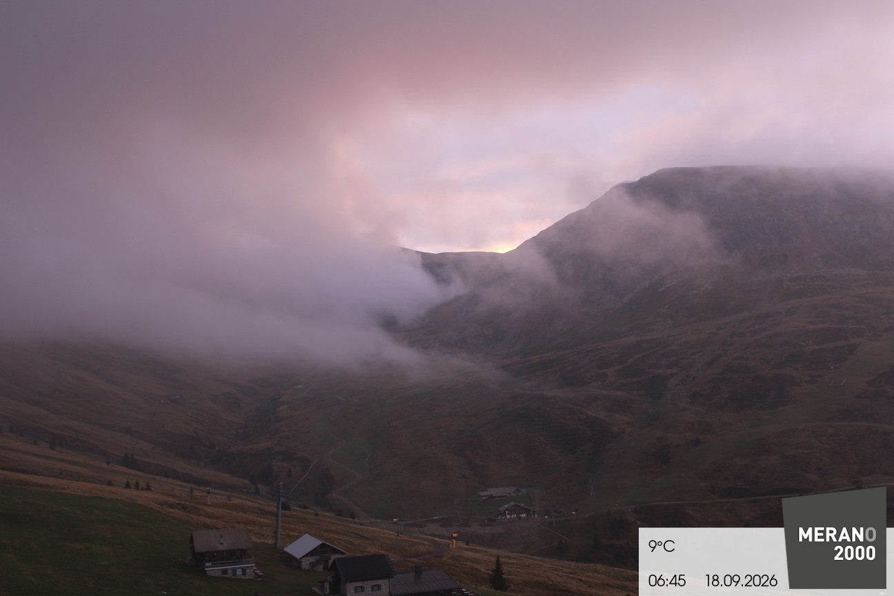 Archived image Webcam mountain restaurant Kirchsteiger Hütte, Merano/Meran