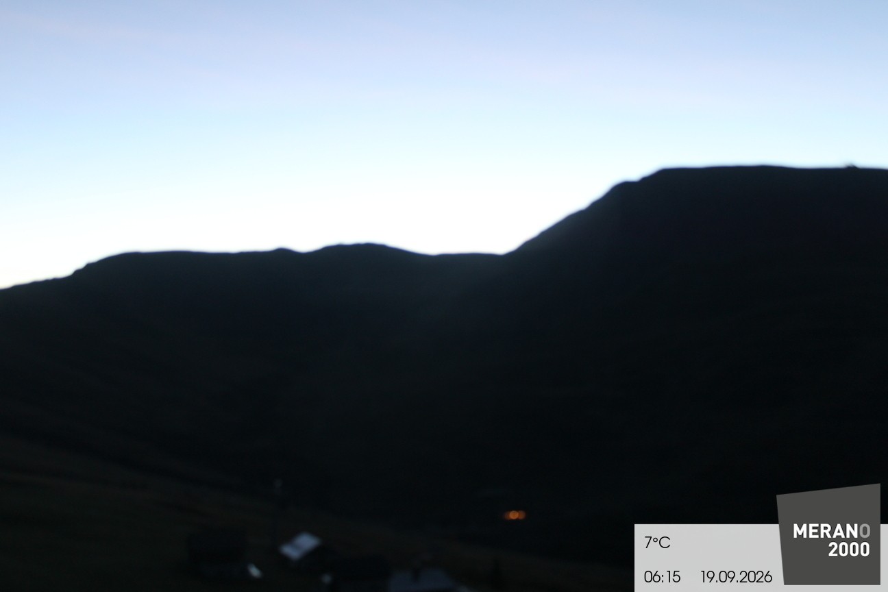 Archived image Webcam mountain restaurant Kirchsteiger Hütte, Merano/Meran