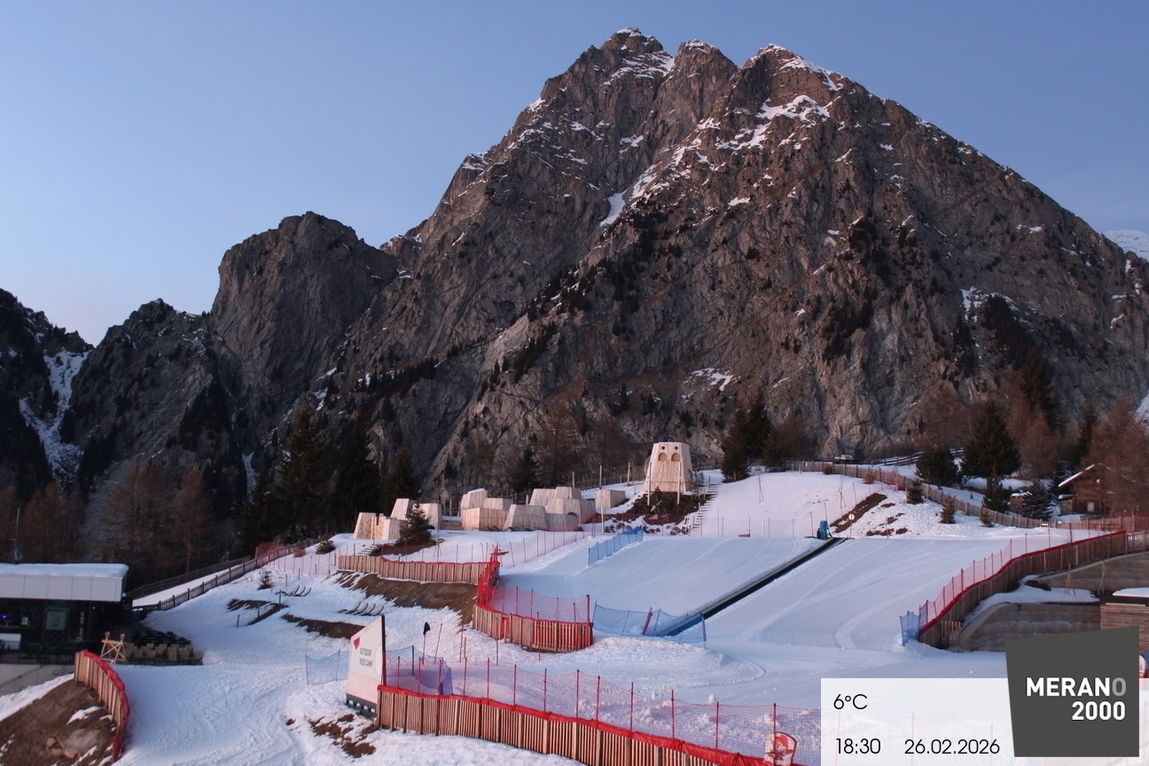 Archived image Webcam Meran 2000, View Kidscamp