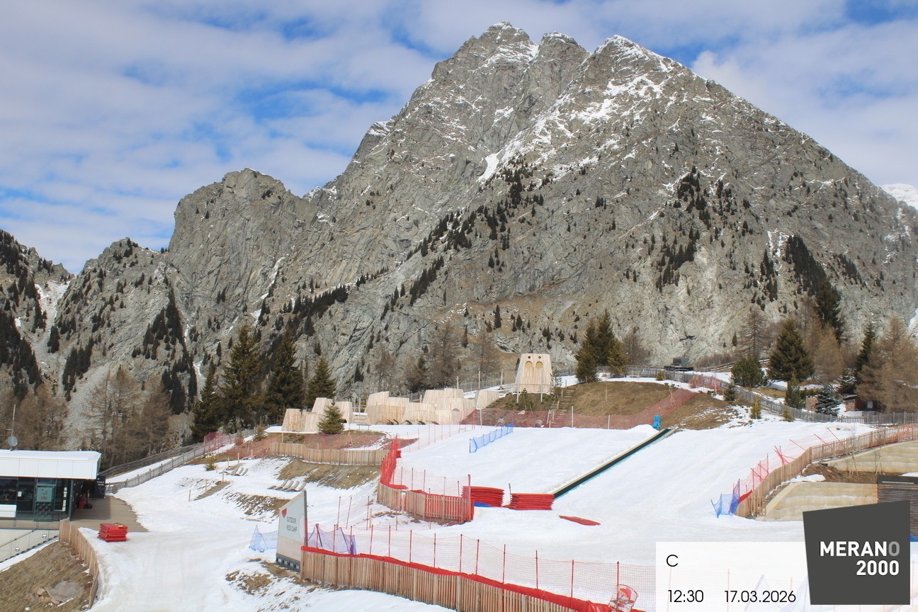 Archived image Webcam Meran 2000, View Kidscamp