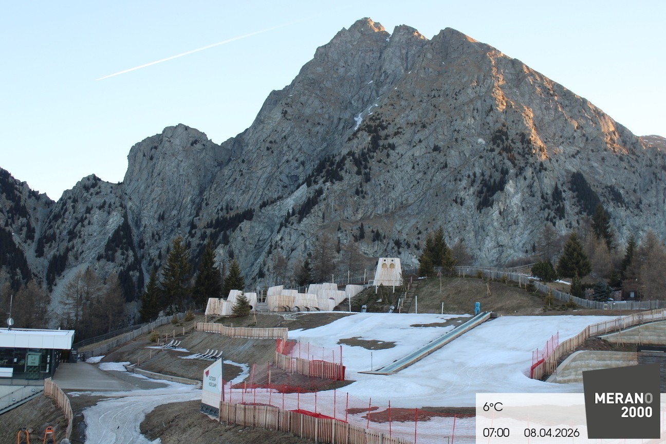 Archived image Webcam Meran 2000, View Kidscamp