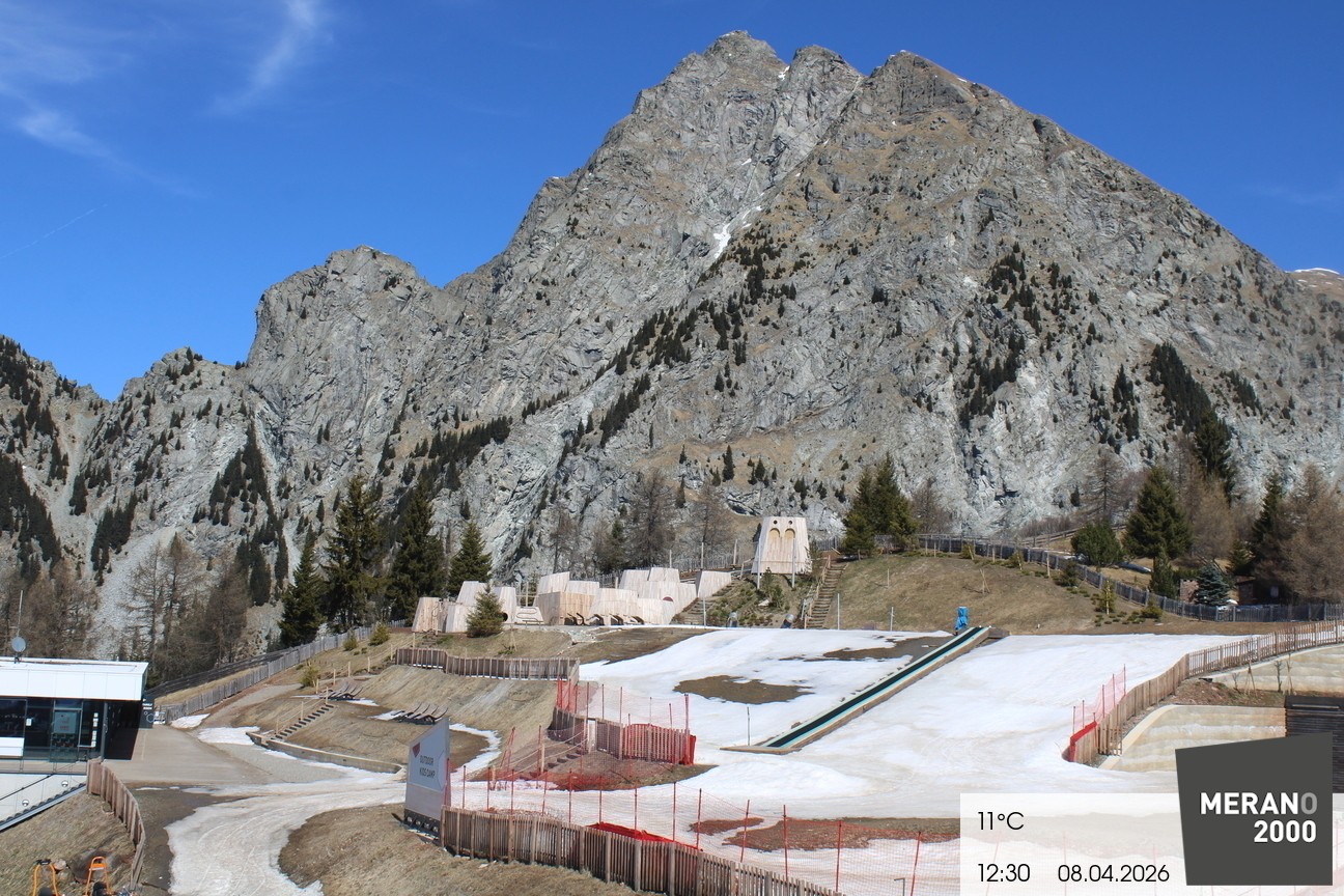 Archived image Webcam Meran 2000, View Kidscamp