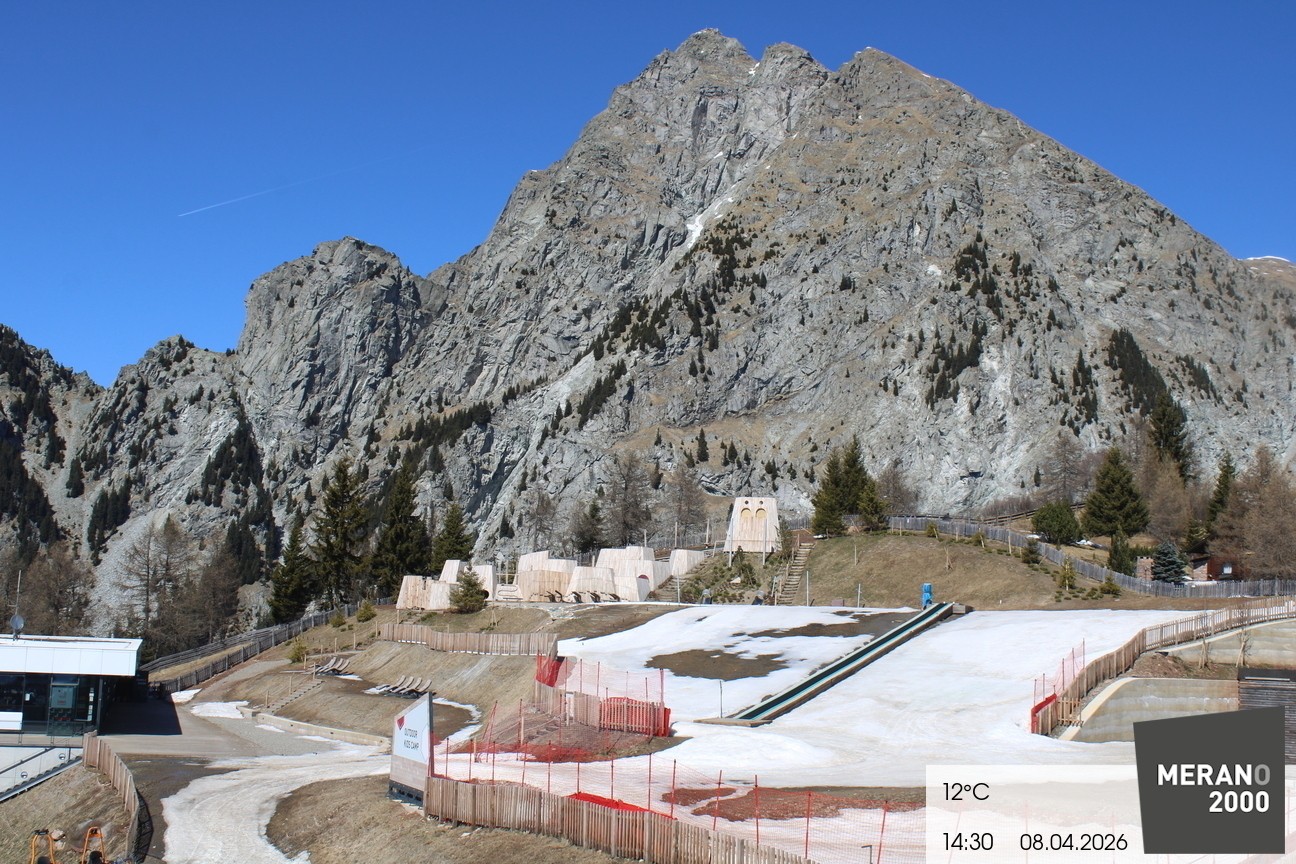 Archived image Webcam Meran 2000, View Kidscamp