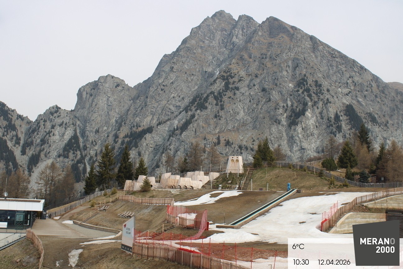 Archived image Webcam Meran 2000, View Kidscamp