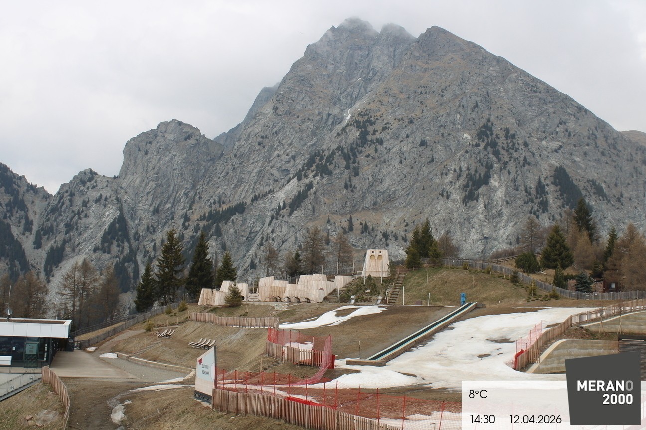 Archived image Webcam Meran 2000, View Kidscamp